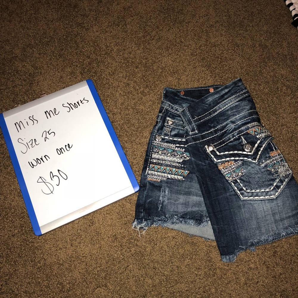 Miss Me shorts
